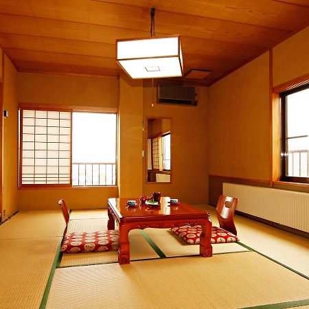 Ryokan Seizan-So Kaminoyama Екстериор снимка